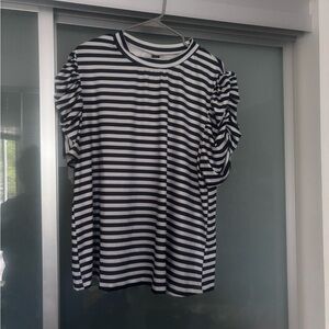 Emery Rose (SHEIN) Striped Black and White Puff/ruffle Sleeve Top, size 4x